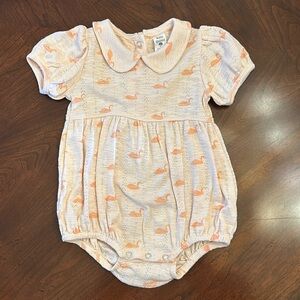 Kate Quinn Pink Pointelle Swan Print Bubble 12-18 months Valentine’s Day